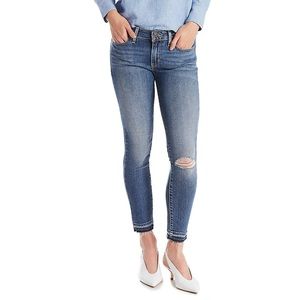 Levi’s 711 Skinny Ankle Jeans Off the Cuff
